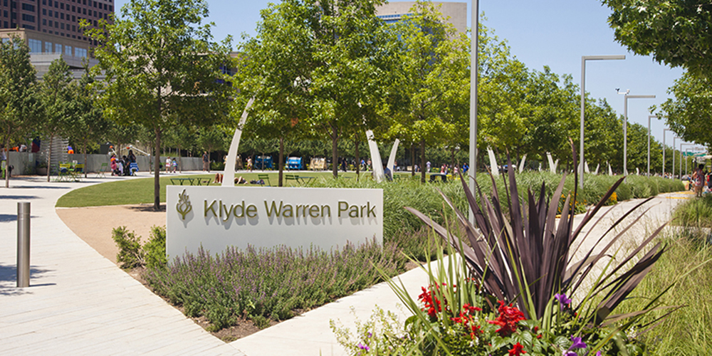 Klyde Warren Park IN Dallas, TX